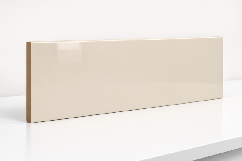 Gloss Plinth & PVC Plinth Sealing Strip 18mm Panel-Made 2 Measure