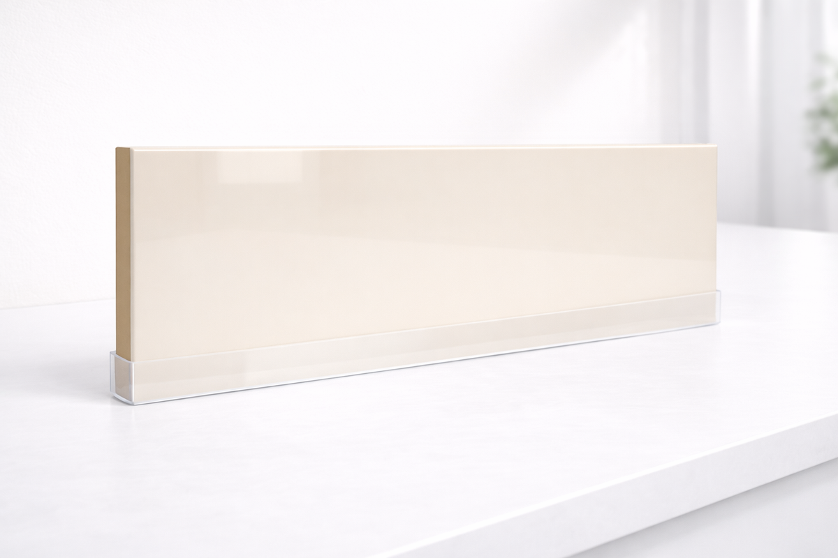 Gloss Plinth & PVC Plinth Sealing Strip 18mm Panel-Made 2 Measure