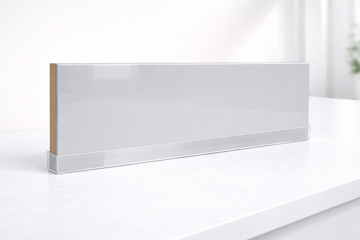 Gloss Plinth & PVC Plinth Sealing Strip 18mm Panel-Made 2 Measure